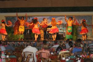 Royal Pacific Luau Package